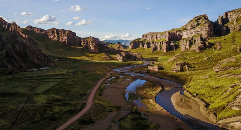 Tinajani Canyon, Puno