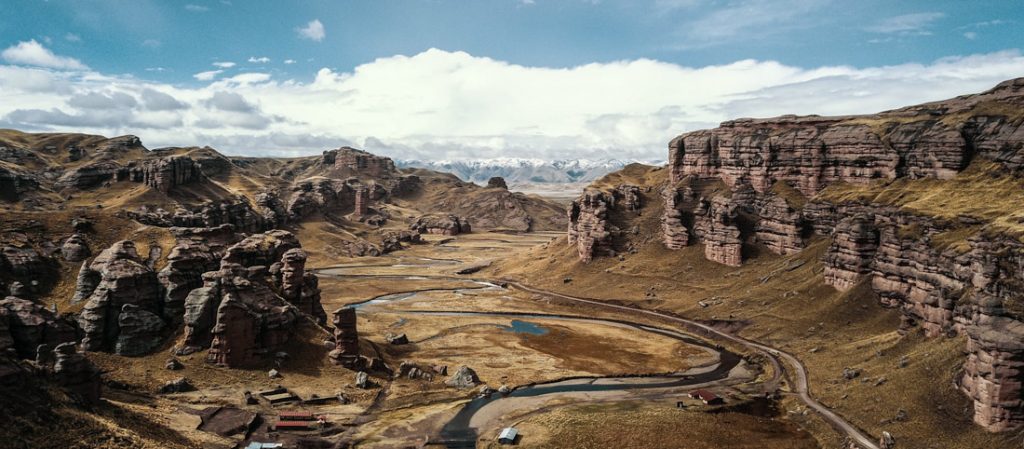 Tinajani Canyon, Puno