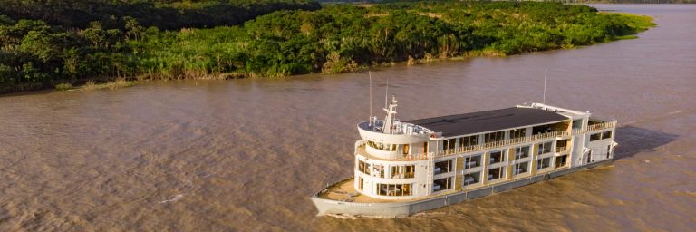 Delfin III Amazon Cruise